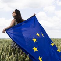 Inquérito Eurobarómetro mostra forte apoio ao euro e ao Mecanismo de Recuperação e Resiliência