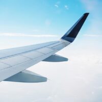 União Europeia repatria mais de 8 000 cidadãos europeus num contexto de escalada da situação no Médio Oriente