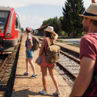 Cerca de 41 000 jovens de 18 anos partem à descoberta da Europa com os passes DiscoverEU