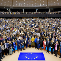 Candidaturas abertas aos estágios da Comissão Europeia, agora também para diplomados do ensino e formação profissionais