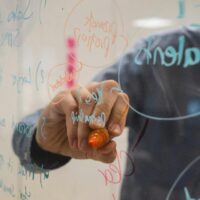 Comissão Europeia e Grupo BEI lançam Pacto Europeu para impulsionar investimento em empresas tecnológicas europeias